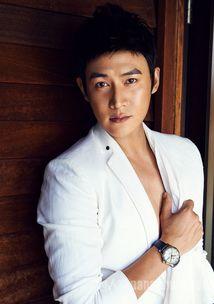 陆毅父母家庭背景,出身名门，演艺世家